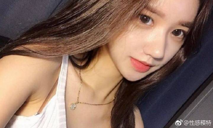 甘南藏乡也有簪花姑娘：身上服饰都是传家宝